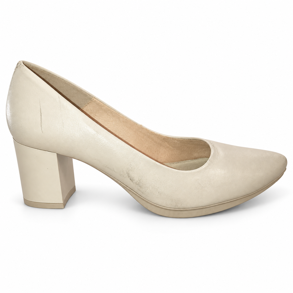 Zapatos de salón Chamby 5280 beige · Talla 35 — vista sobre fondo blanco