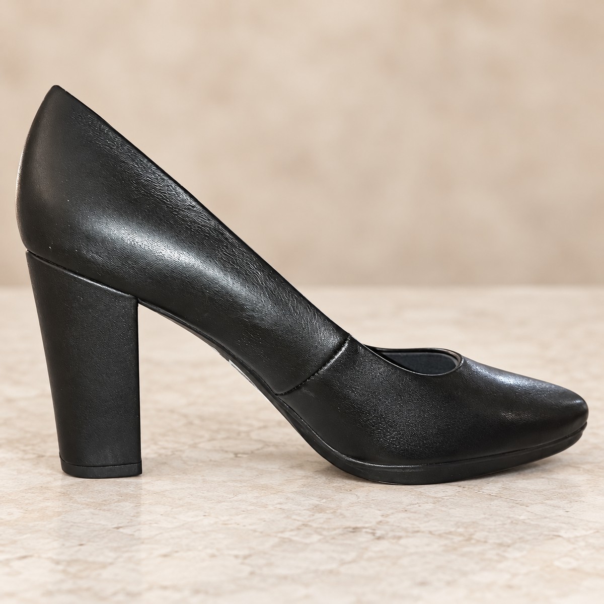 CHAMBY 4780 Napa Negro talla41, unidad Z-13, ambiente