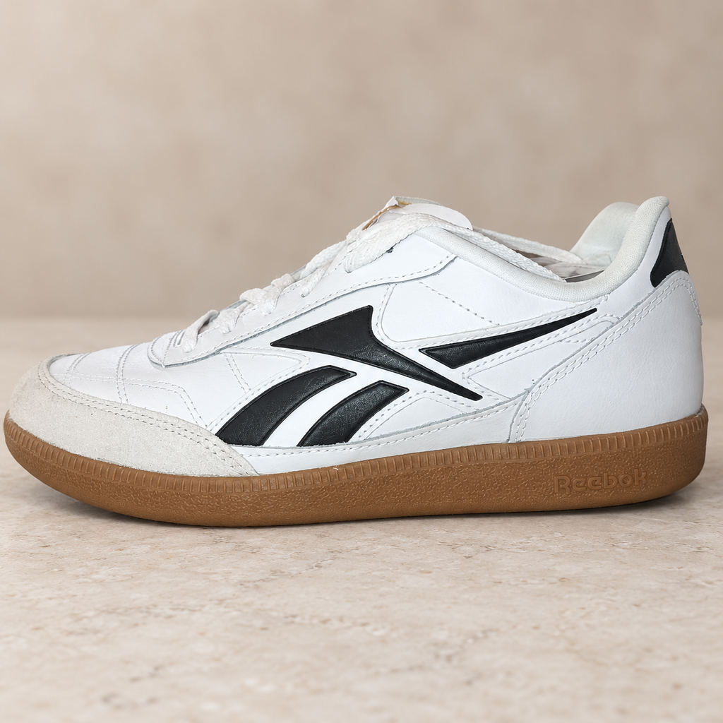 Reebok Finale blancas y negras talla41, unidad Z-13, vista ambiente