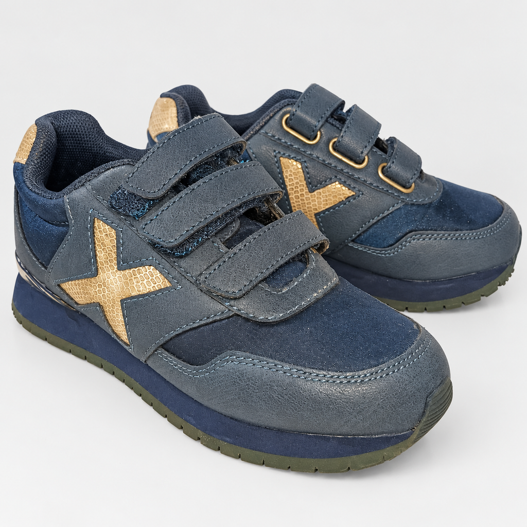 Munich marino triple cierre y X camel talla32 — características