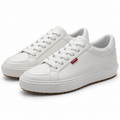 Zapatillas Levi's Woodward Rugged Low blancas talla 44 sobre fondo blanco