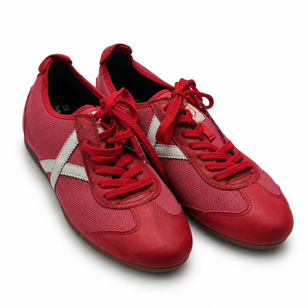 Zapatillas Munich rojas de perfil bajo - vista principal