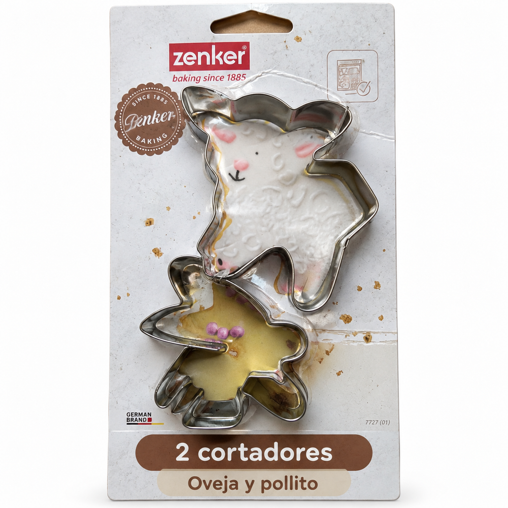 Dos cortadores metálicos Zenker de oveja y pollito sobre cartón original — características